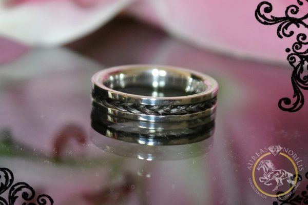 Aureas-Nobilis-Schmuck-mit-Pferdehaar-Schweifhaar-Ring-442312